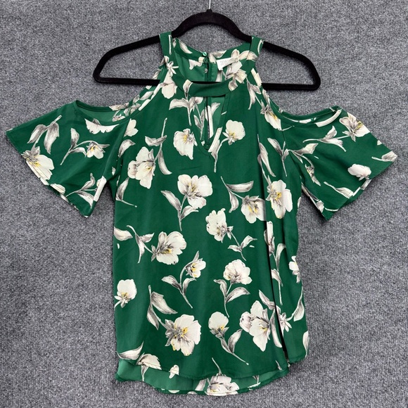 Sienna Sky Top Size S Floral Cold Shoulder Short Sleeve Blouse Emerald Flowy - Picture 1 of 8
